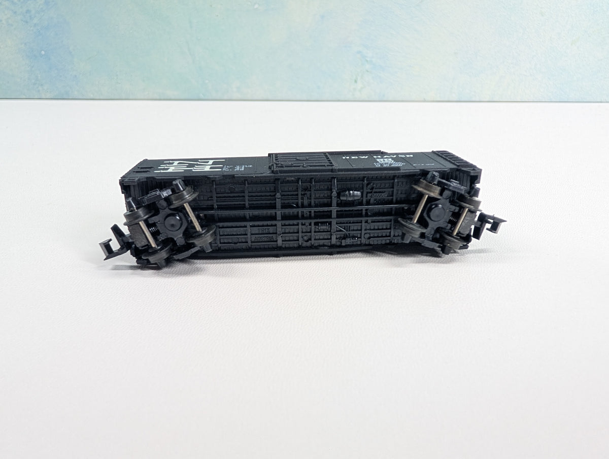 USED Postage Stamp Trains Aurora N Scale Box Car New Haven NH #32957
