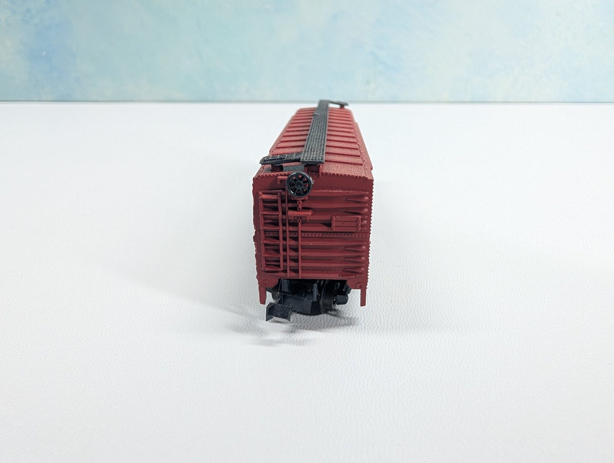 USED Postage Stamp Trains Aurora N Scale Box Car Burlington CB&Q #19517