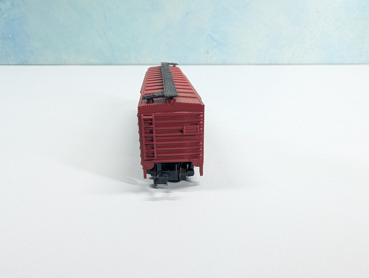 USED Postage Stamp Trains Aurora N Scale Box Car Burlington CB&Q #19517
