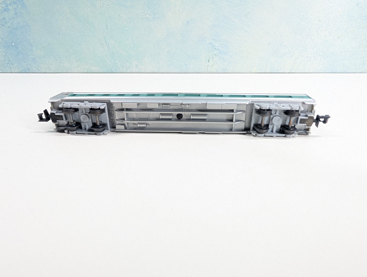 USED Trix N Scale Passenger Car Penn Central #4891