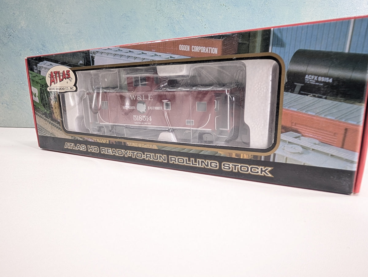 Atlas -214395 HO Scale Standard Cupola Caboose Wheeling and Lake Erie W&LE #518514 Metal Wheels