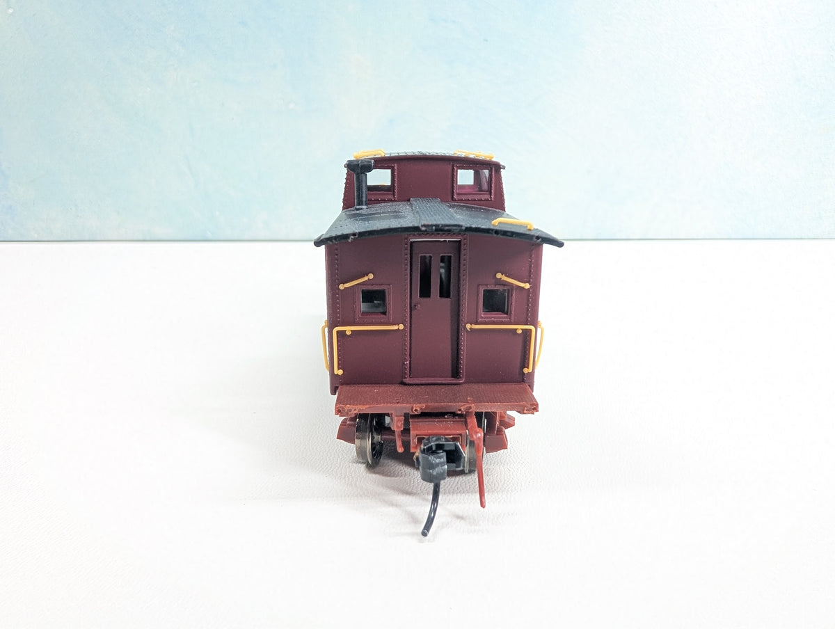 USED Walthers HO Scale Caboose Western Maryland WM #1889 Metal Wheels