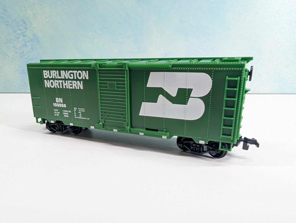 USED Life-Like HO Scale 40' Box Car Burlington Northern BN #159956