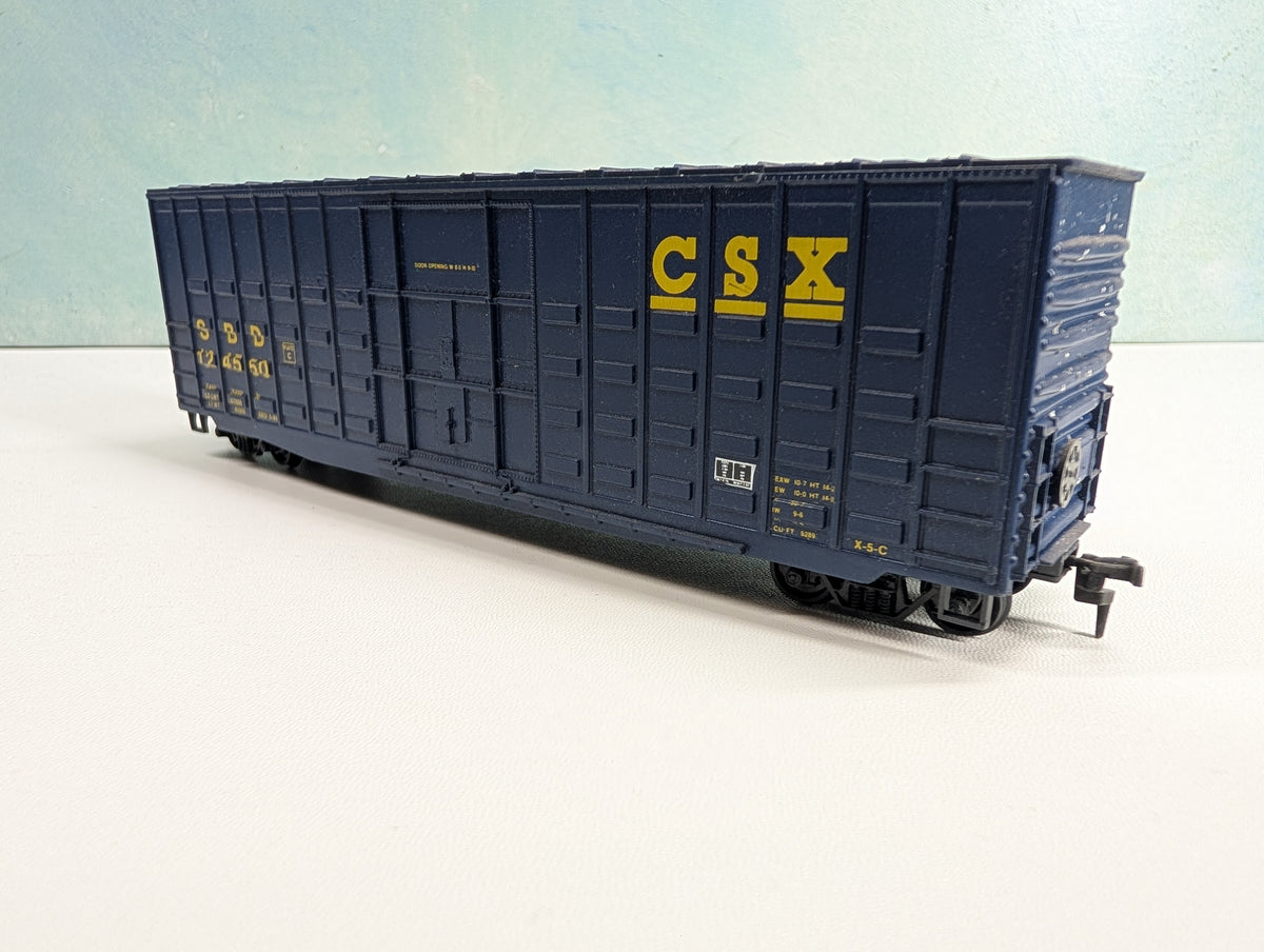 USED Roundhouse HO Scale 50' Box Car CSX SBD #124550