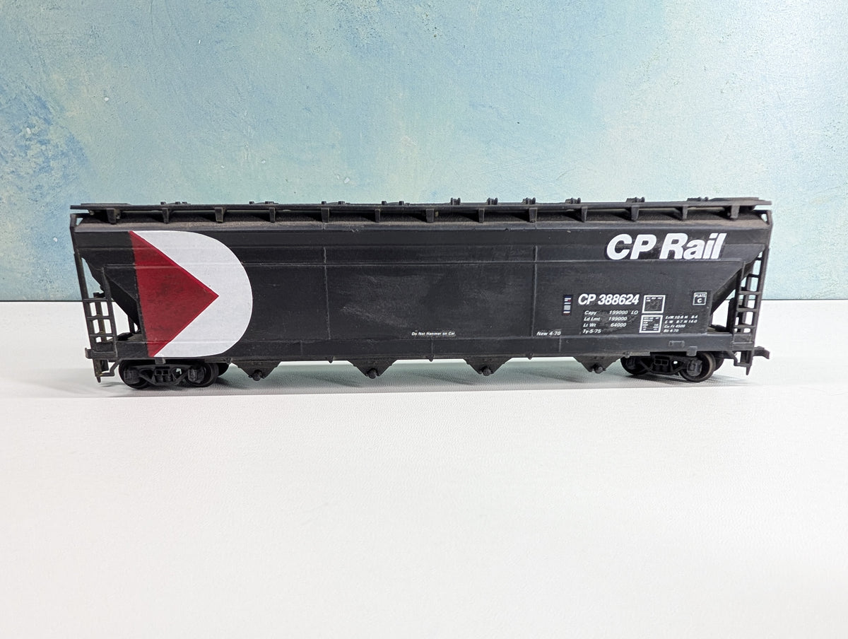 USED HO Scale Covered Hopper CP Rail CP #388624