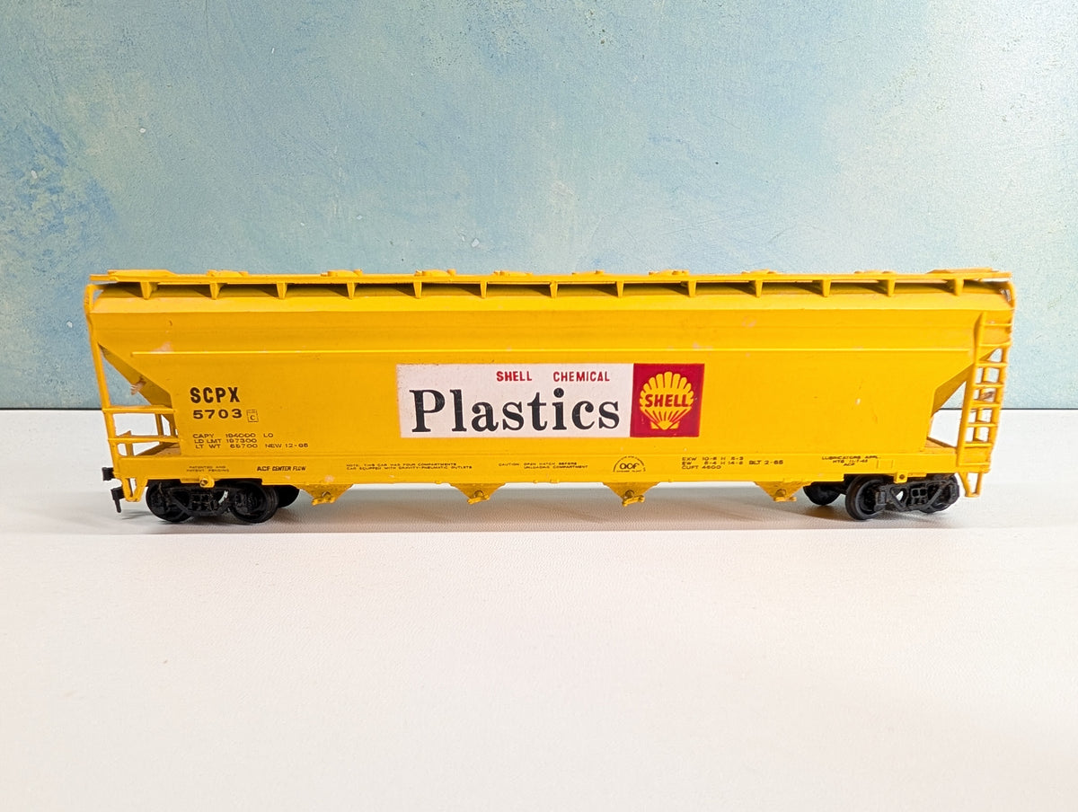 USED Bachmann HO Scale ACF Centerflow Hopper Shell Chemical Plastics SCPX #5703