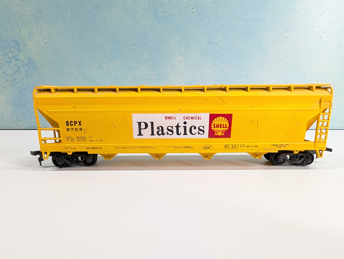 USED Bachmann HO Scale ACF Centerflow Hopper Shell Chemical Plastics SCPX #5703