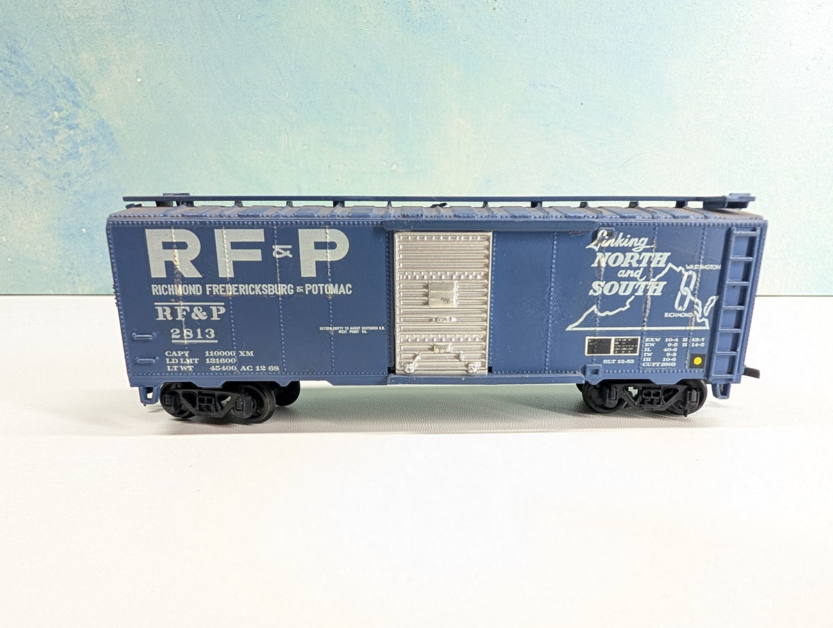 USED Lionel HO Scale 40' Box Car Richmond, Fredericksburg & Potomac RF&P #2813