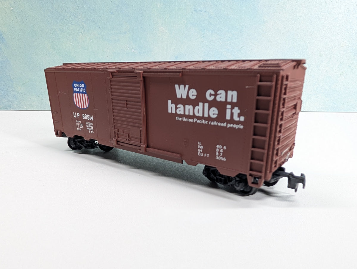USED Lionel HO Scale 40' Box Car Union Pacific UP #88514
