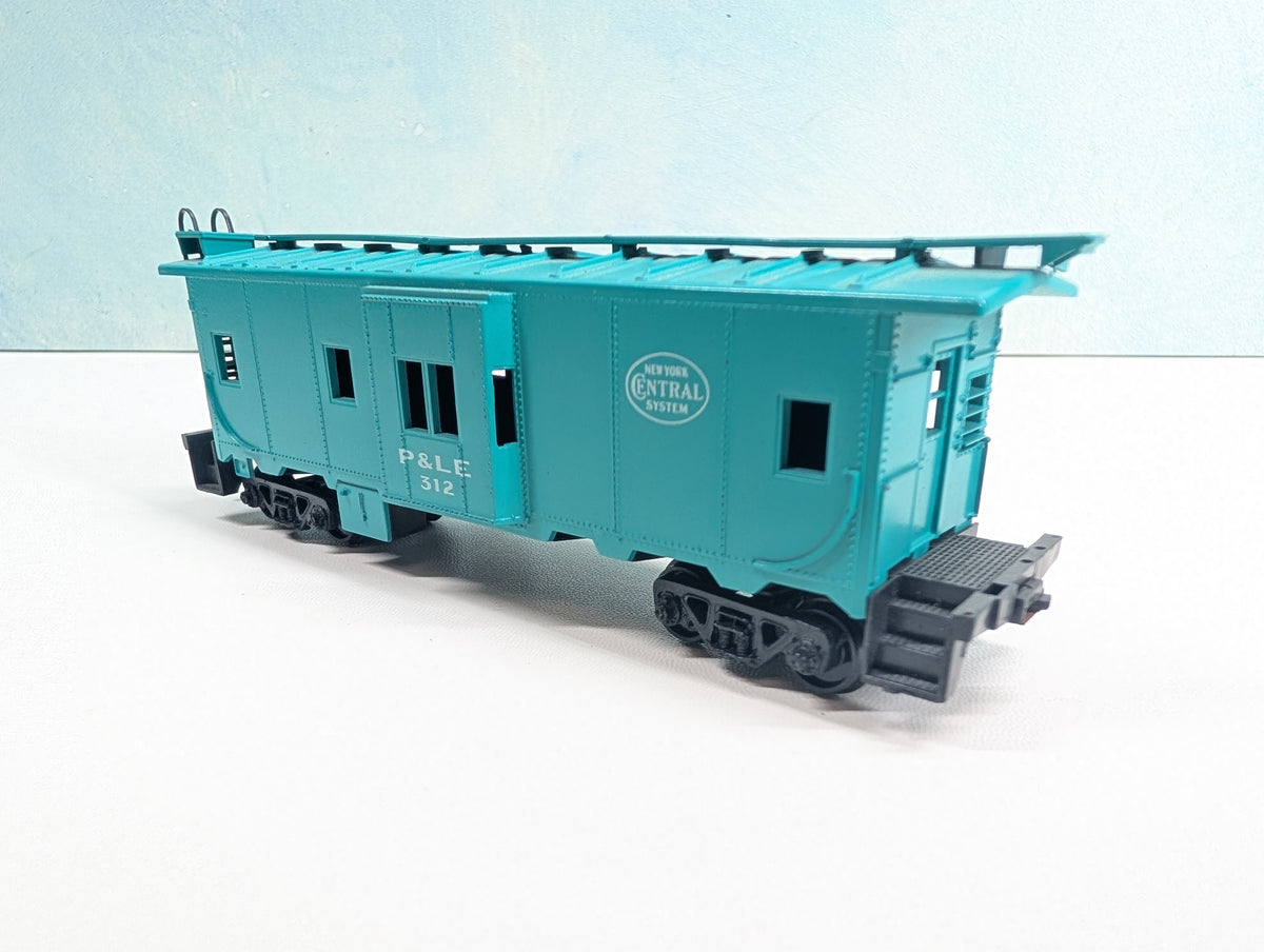 USED Athearn HO Scale Bay Window Caboose P&LE #312