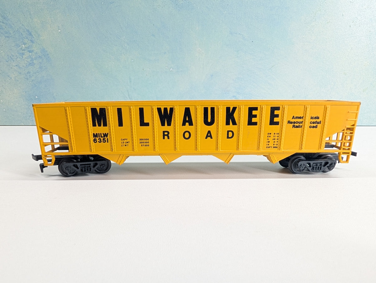 USED HO Scale 50' Quad Hopper Milwaukee Road MILW #6351