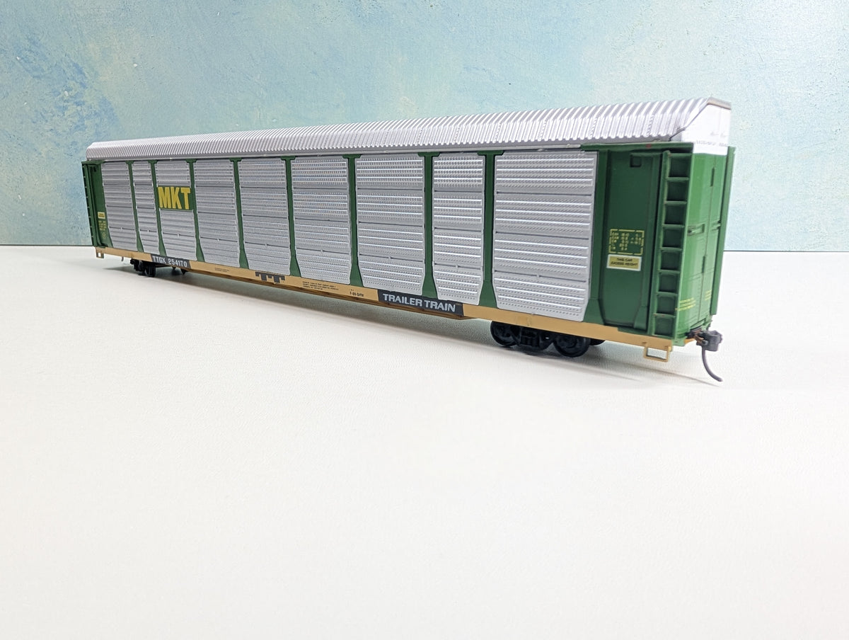 USED Walthers HO Scale 89' Enclosed Auto-Carrier Missouri-Kansas-Texas TTGX #254170