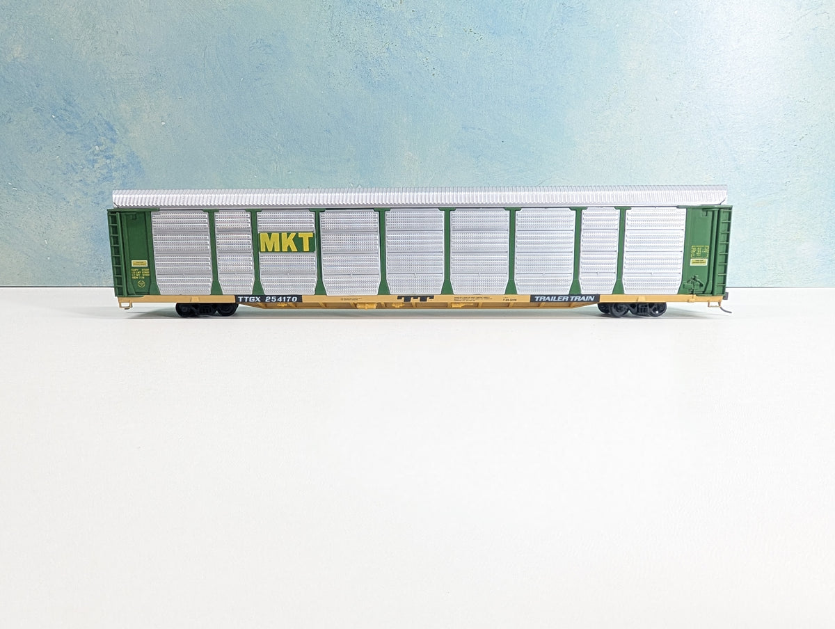 USED Walthers HO Scale 89' Enclosed Auto-Carrier Missouri-Kansas-Texas TTGX #254170