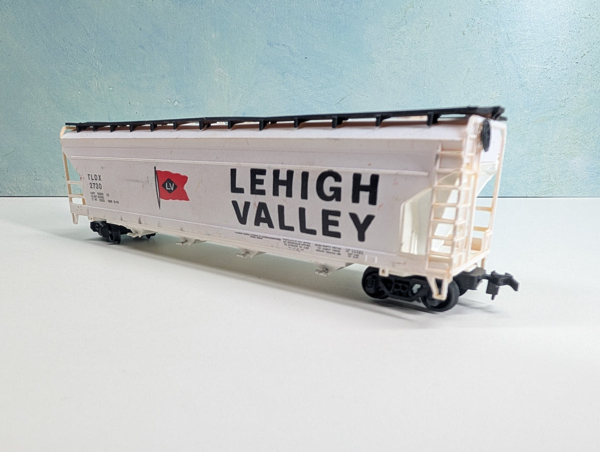 USED HO Scale Covered Hopper Lehigh Valley LV #2730
