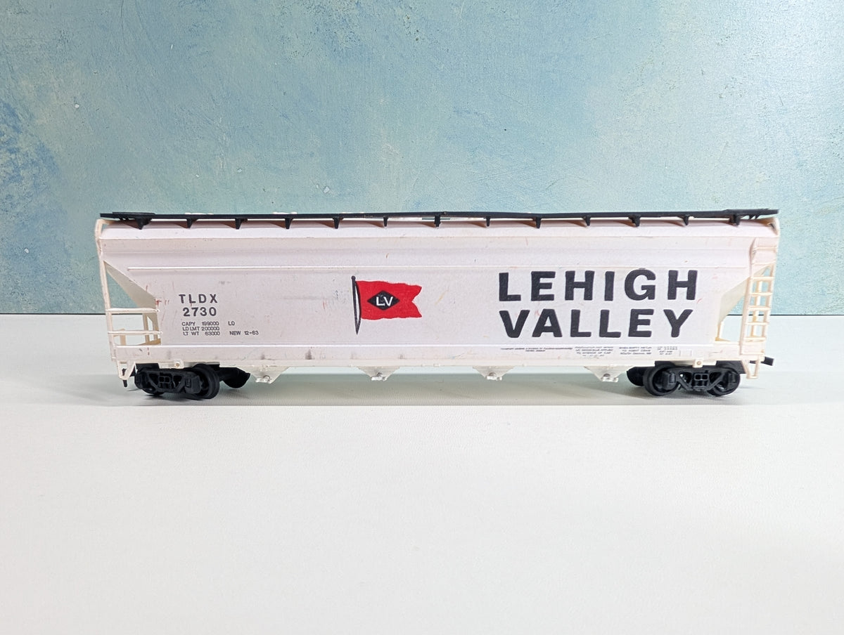 USED HO Scale Covered Hopper Lehigh Valley LV #2730