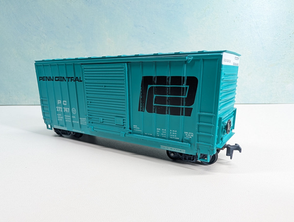 USED Athearn HO Scale 40' HI-Cube Box Car Penn Central PC #272747