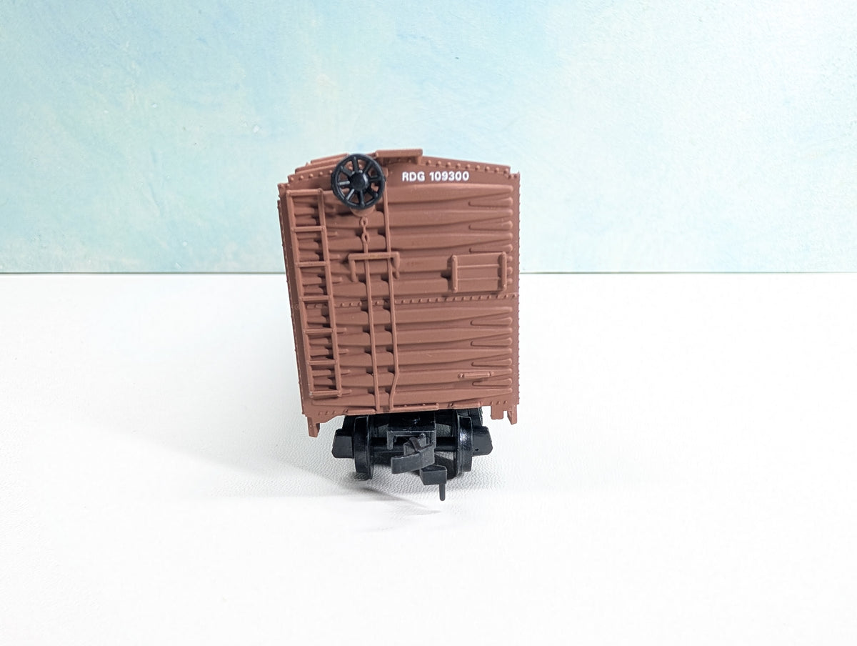 USED HO Scale 50' Box Car Reading RDG #109300