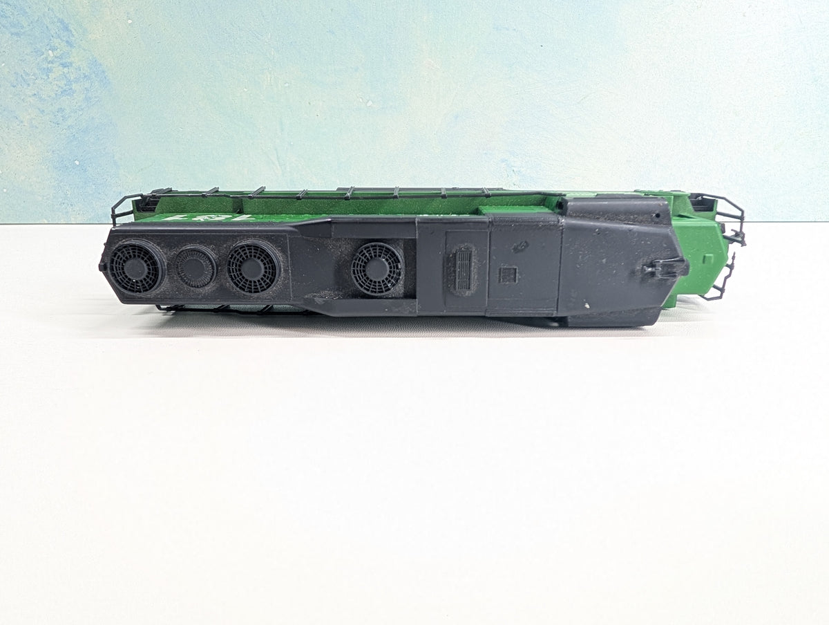 USED Lionel HO Scale GP30 Diesel Locomotive Burlington Northern #181 Tested! DC