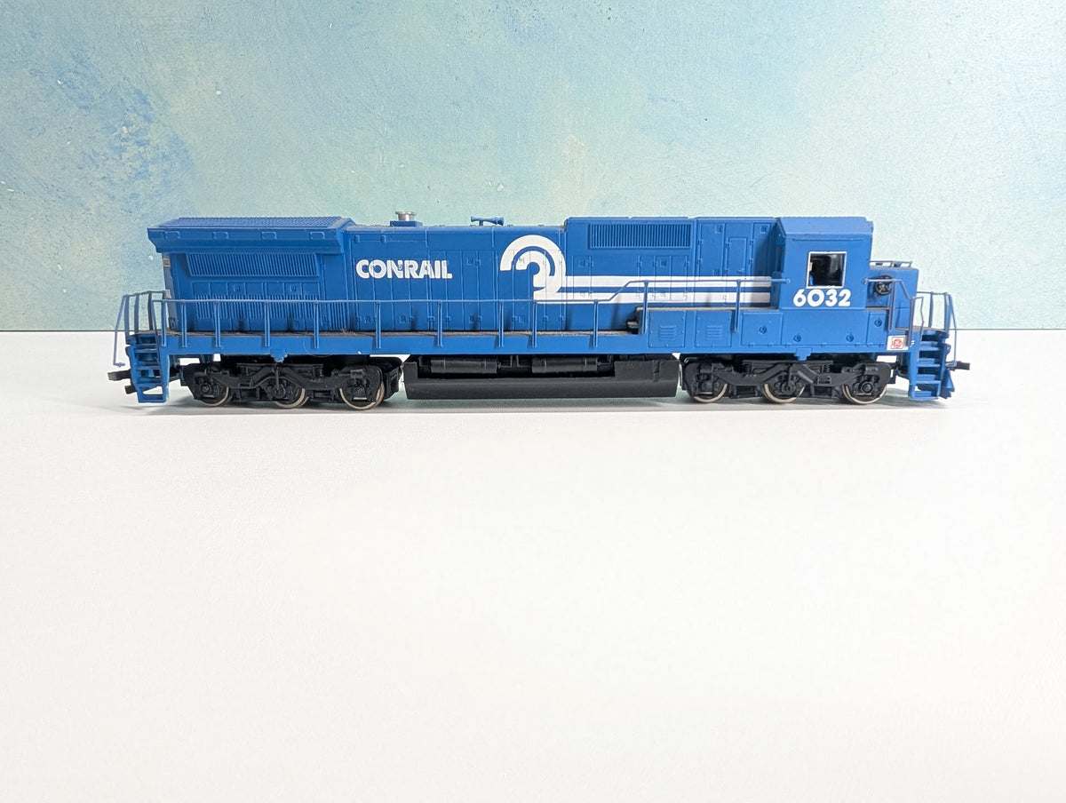 USED Bachmann 85012 HO Scale Spectrum GE Dash 8-40C Diesel Locomotive Conrail #6032 Tested! DC