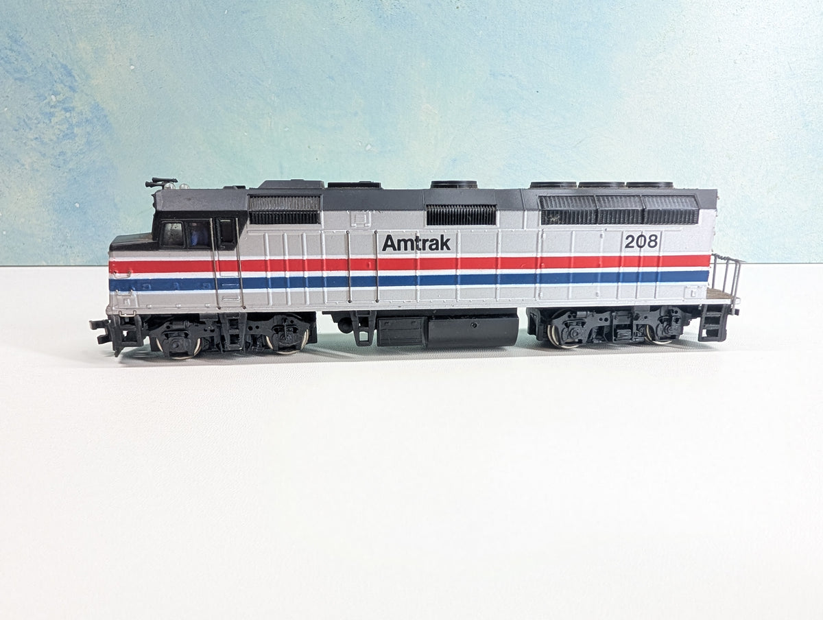 USED Bachmann 87015 HO Scale EMD F40PH Diesel Locomotive Amtrak #208 Tested! DC