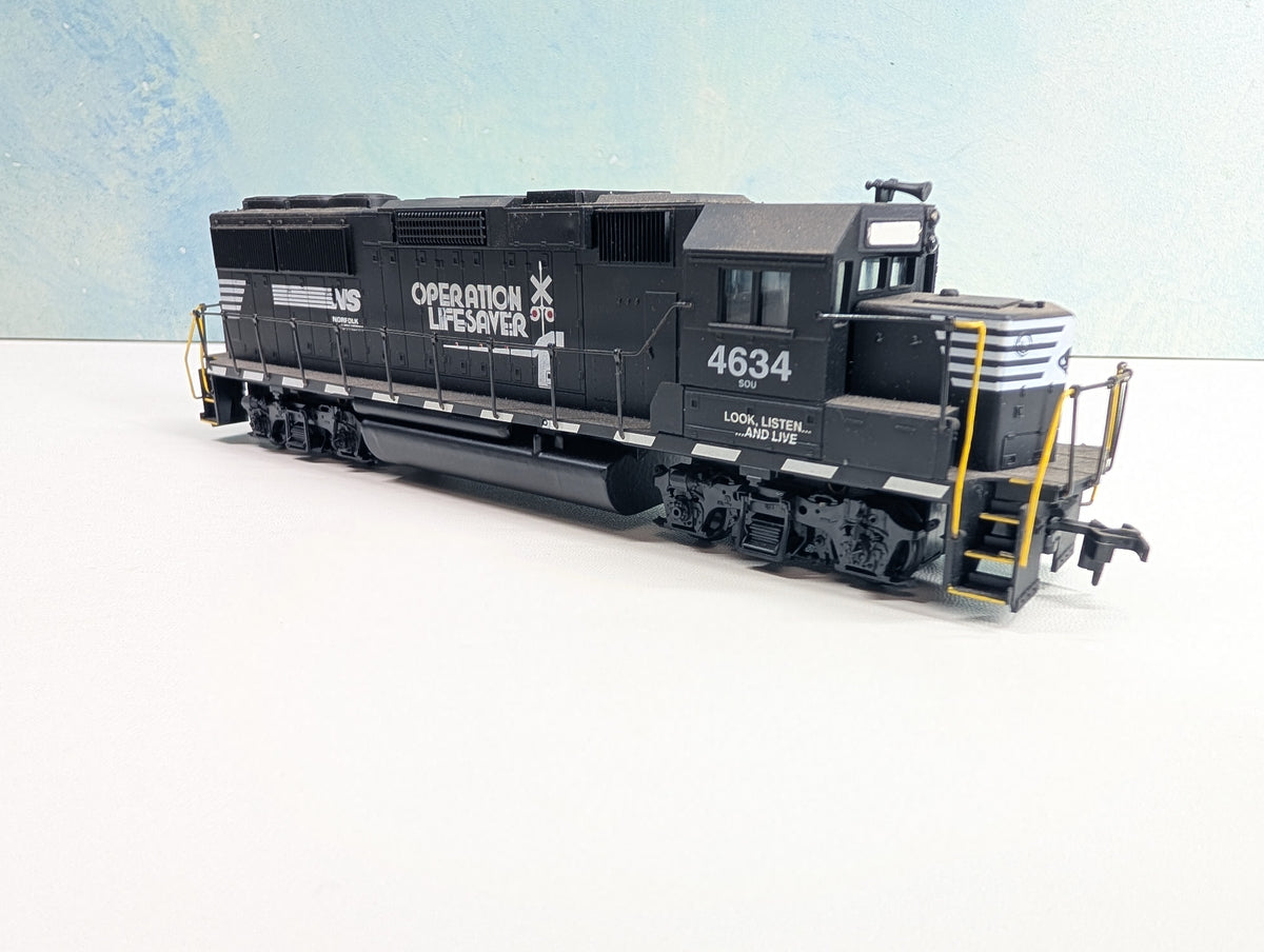 USED Athearn HO Scale GP60 Diesel Locomotive Norfolk Southern SOU #4634 Operation Lifesaver Non-Powered