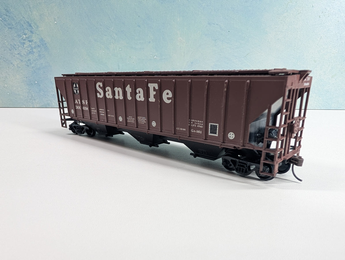 USED Athearn HO Scale Covered Hopper Santa Fe ATSF #309696