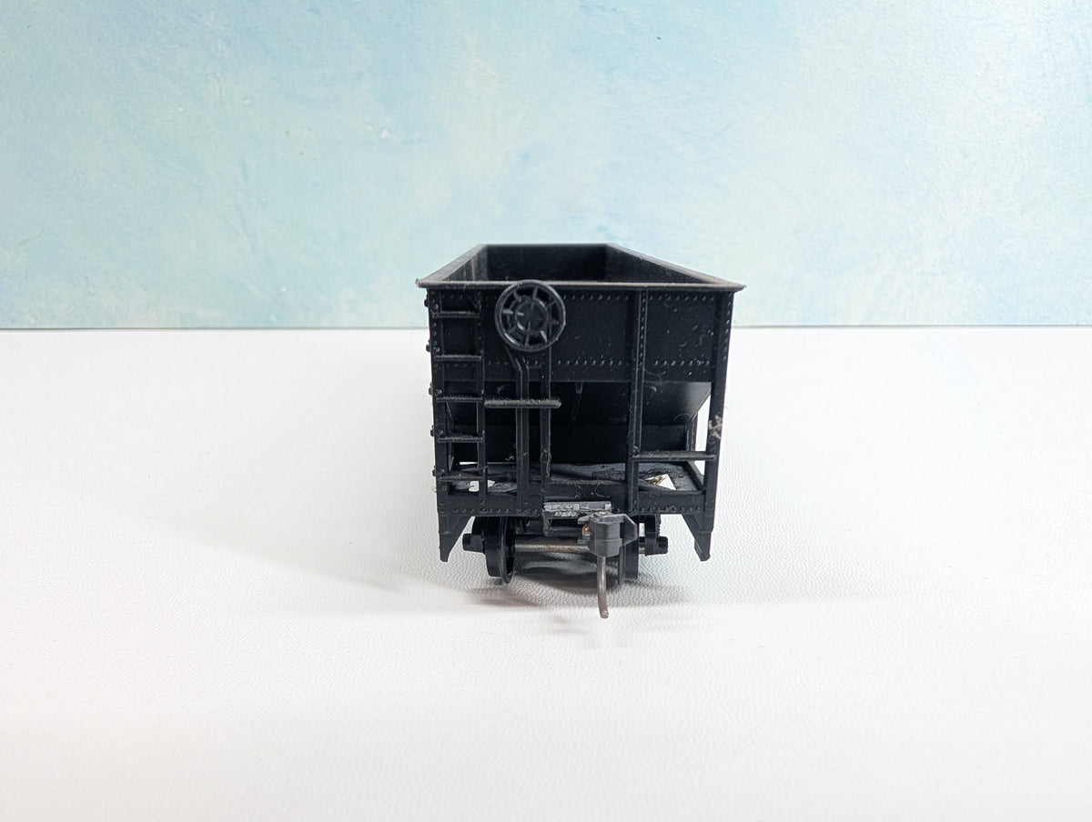 USED Roundhouse HO Scale Triple Hopper CSX C&O #141450