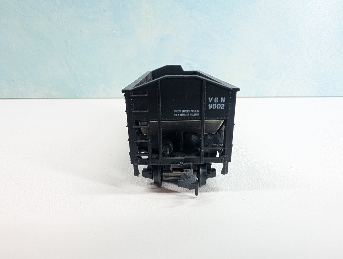 USED Athearn HO Scale 2 Bay Hopper Virginian VGN #9502