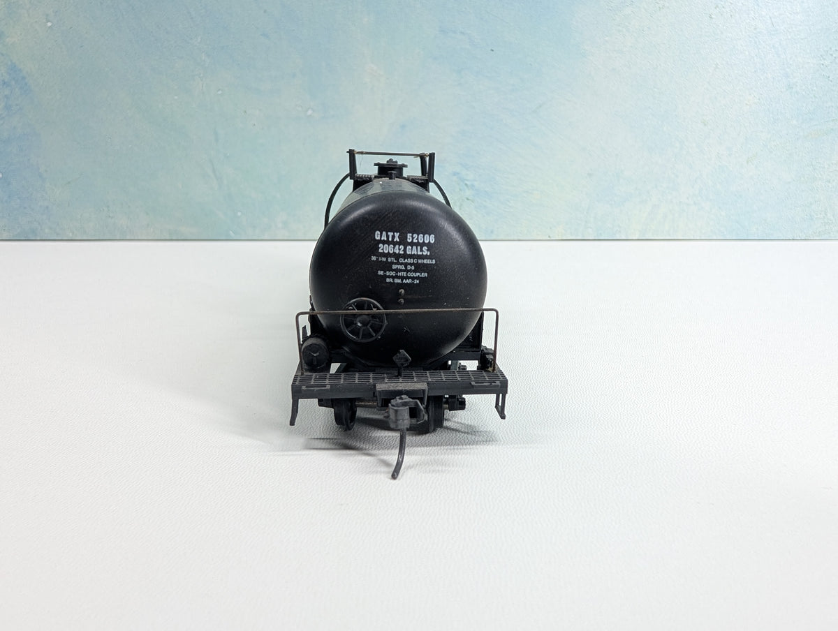 USED Roundhouse HO Scale Tank Car GATX #52606