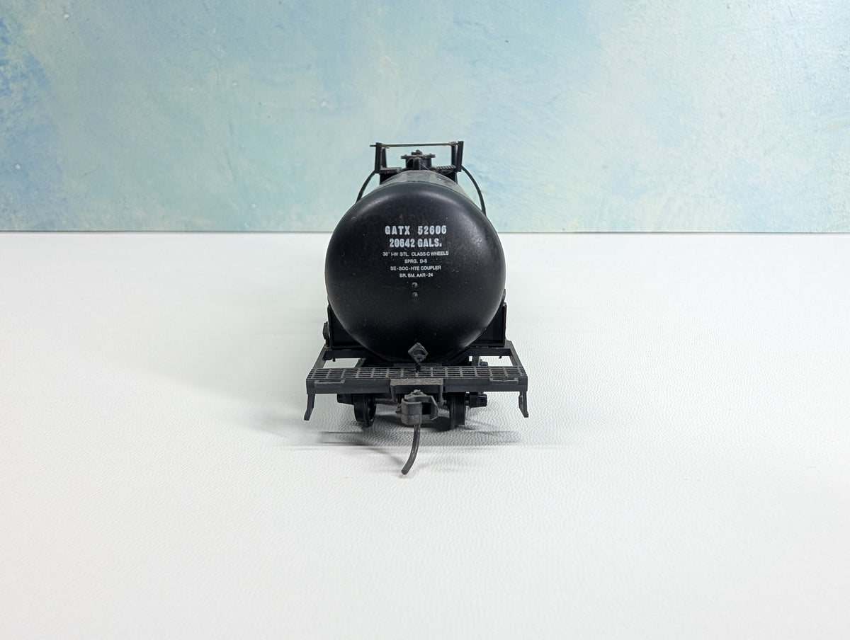 USED Roundhouse HO Scale Tank Car GATX #52606