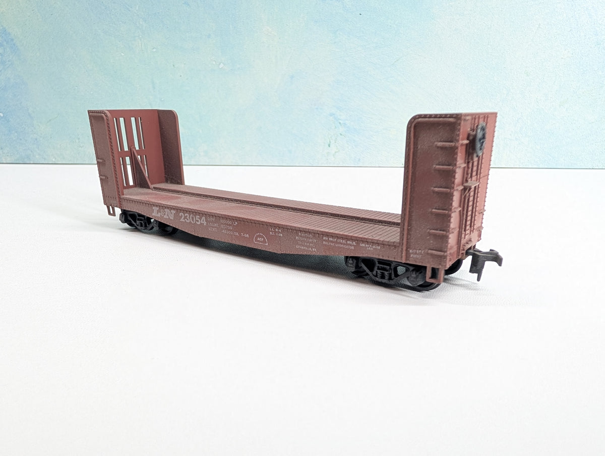 USED Athearn HO Scale Bulkhead Flat Car Louisville & Nashville L&N #23054
