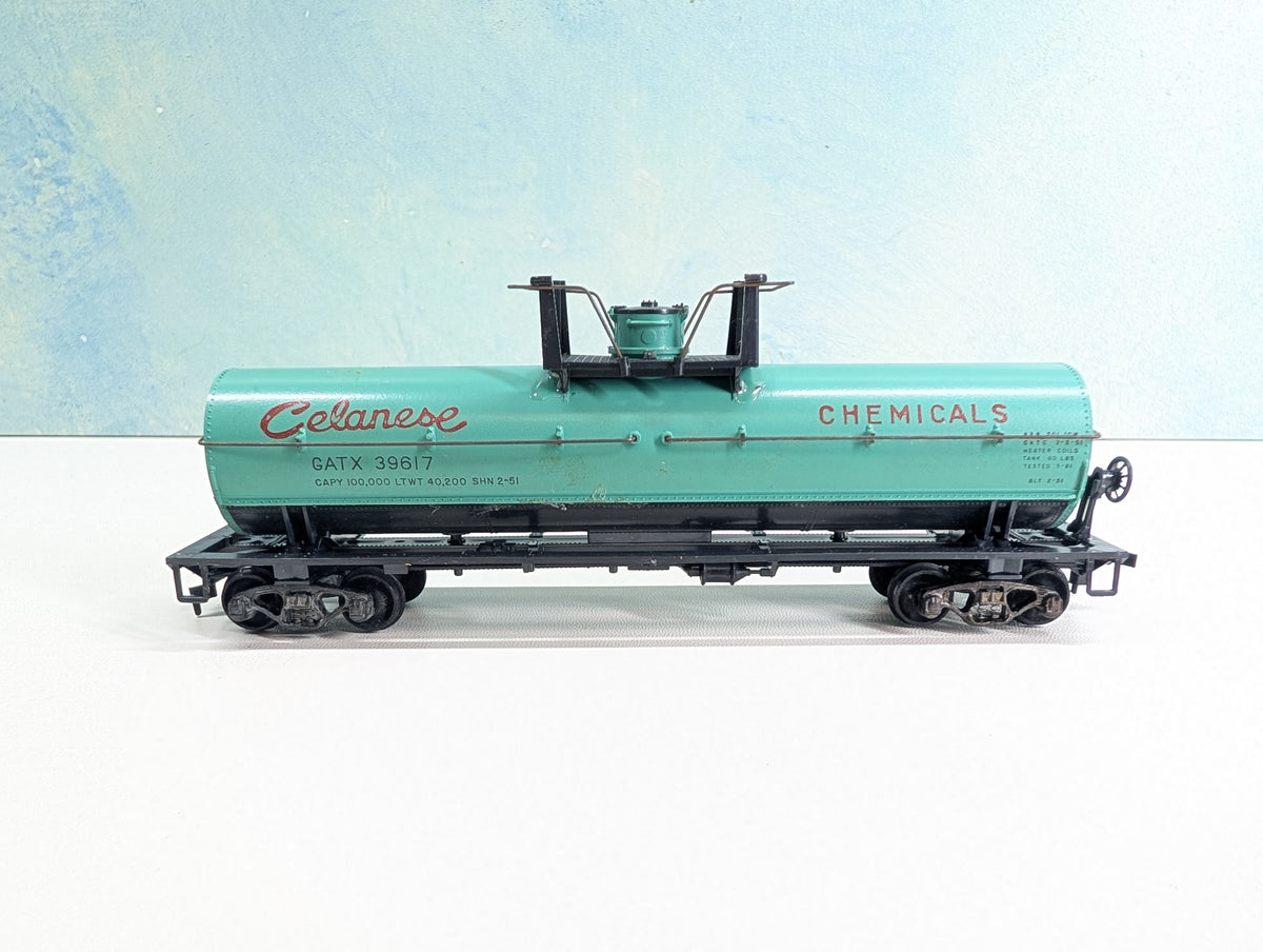 USED Athearn HO Scale Chemical Tank Car Celanese GATX #39617 Metal Wheels