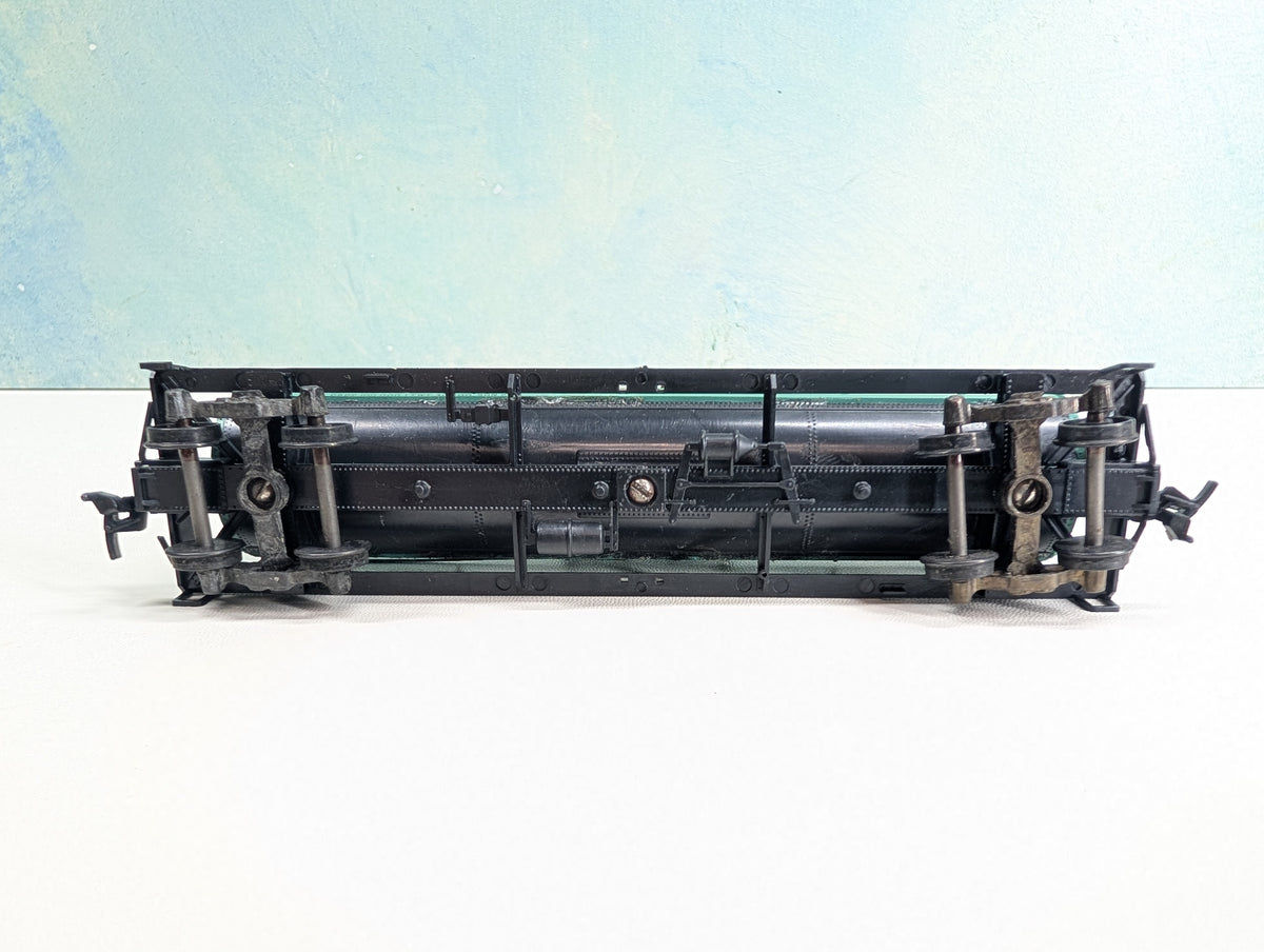 USED Athearn HO Scale Chemical Tank Car Celanese GATX #39617 Metal Wheels