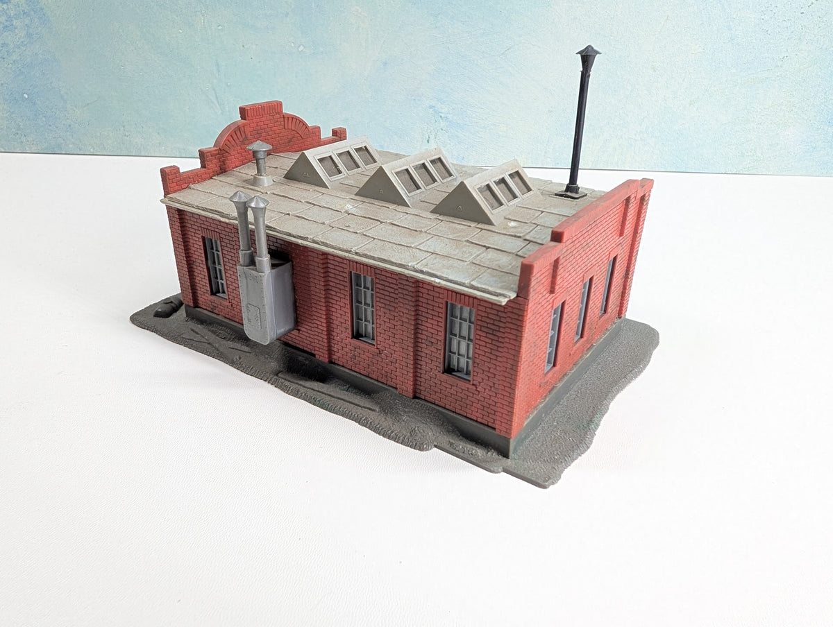 USED Pola HO Scale Brick Warehouse