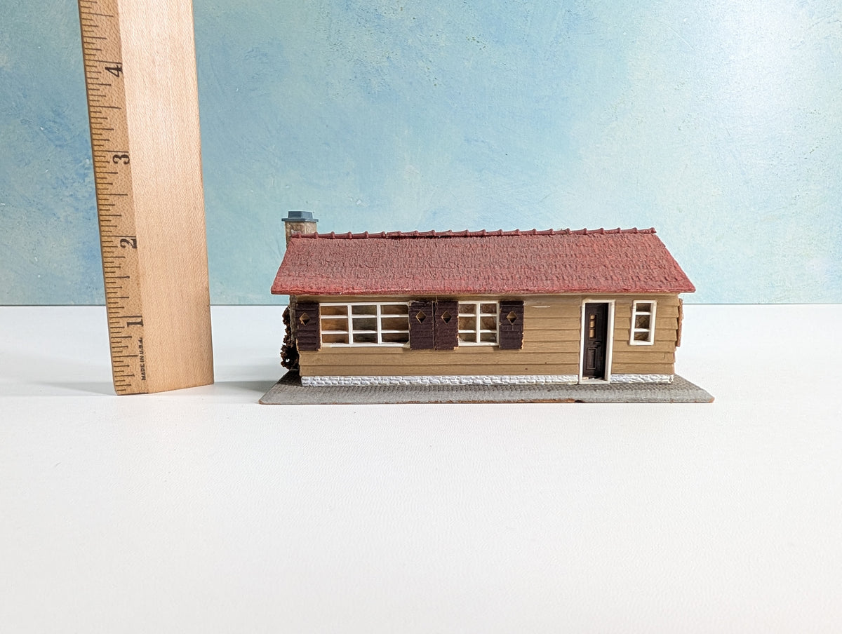 USED Faller 267 HO Scale Ranch House