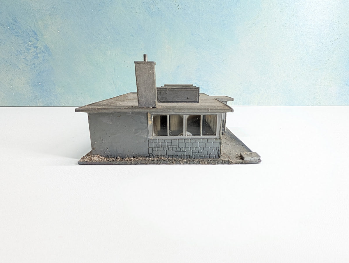 USED HO Scale Restaurant