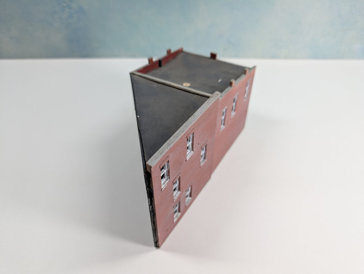 USED HO Scale Custom Brick Building