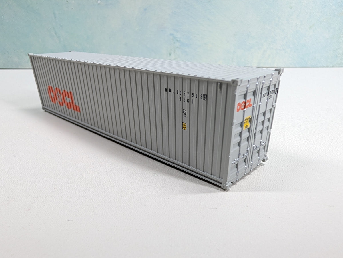 USED HO Scale 40' Container OOCL OOLU #937593