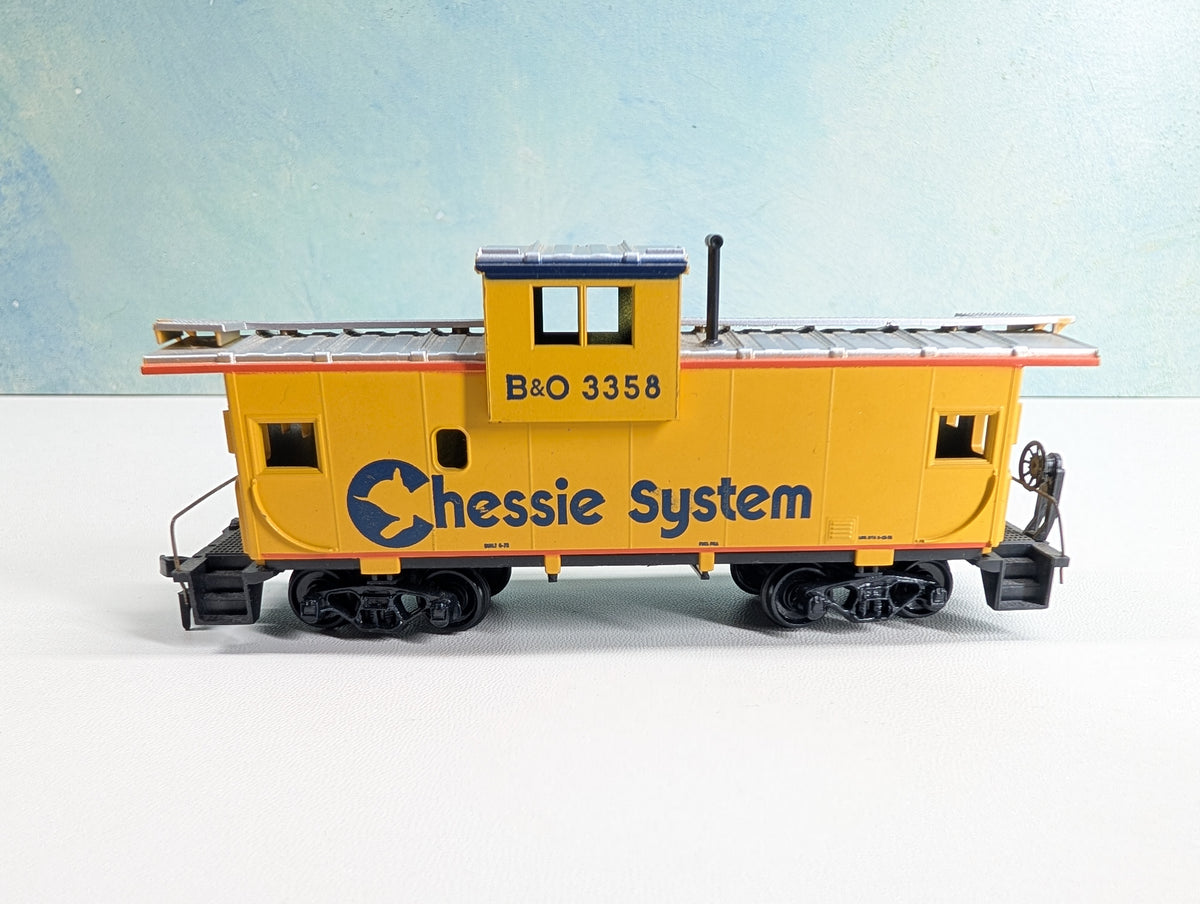 USED Athearn HO Scale Caboose Chessie System B&O #3358