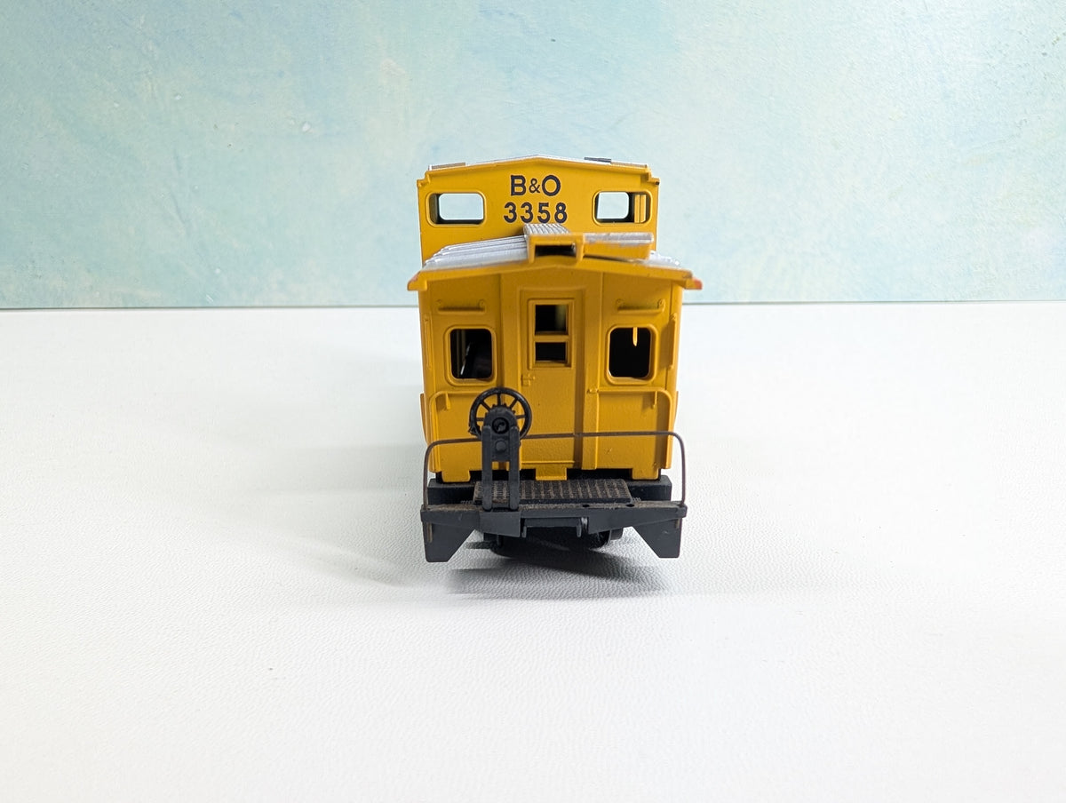USED Athearn HO Scale Caboose Chessie System B&O #3358