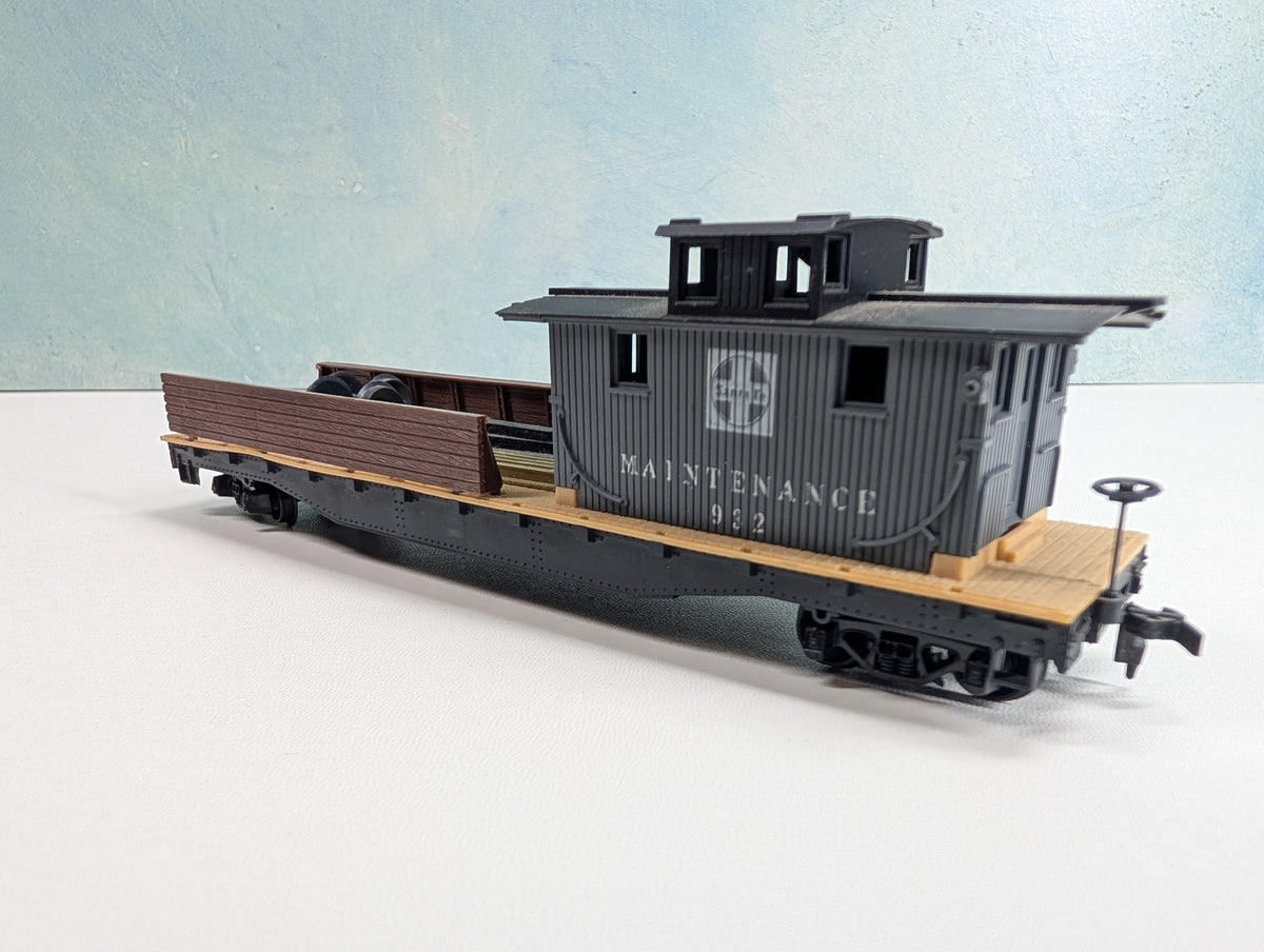 USED Tyco HO Scale MOW Boom Tender Flat Car Santa Fe ATSF #932
