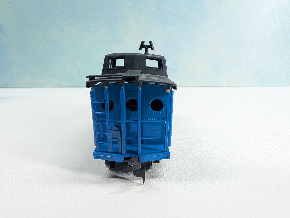 USED Bowser 54017 HO Scale N-5c Caboose Conrail #23174 Started KIT