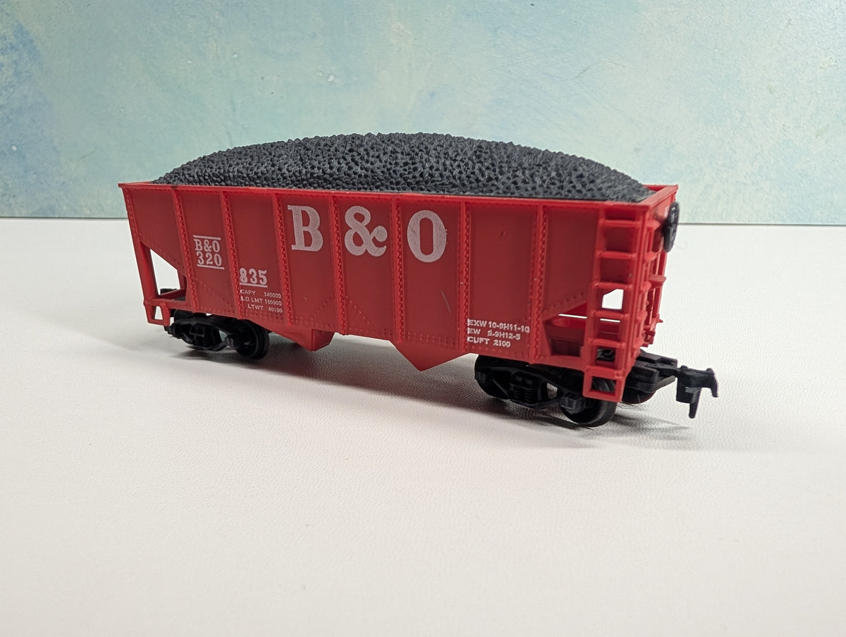 USED Life-Like HO Scale 2 Bay Hopper w/ Coal Baltimore and Ohio B&O #320835