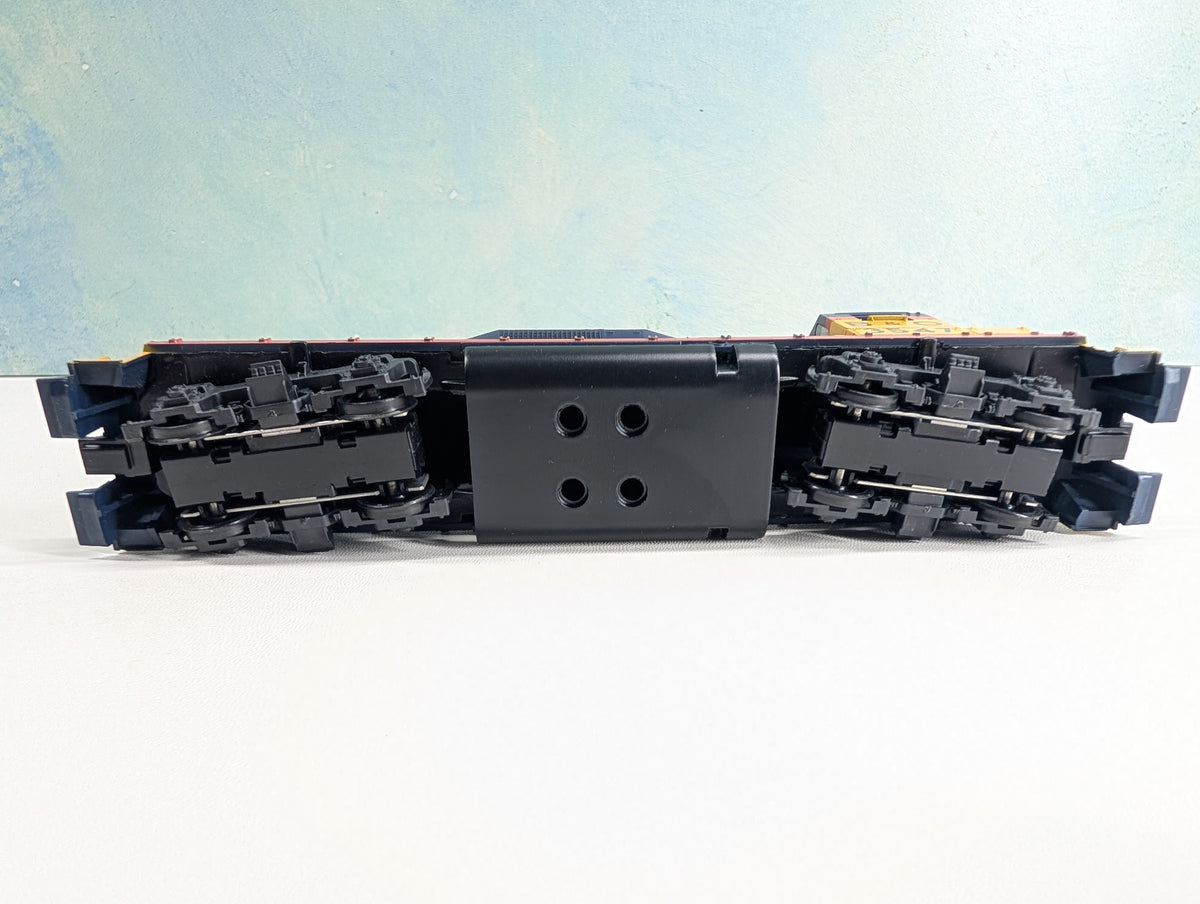 USED Athearn HO Scale GP35 Diesel Locomotive Chessie System B&O #3547 Unpowered