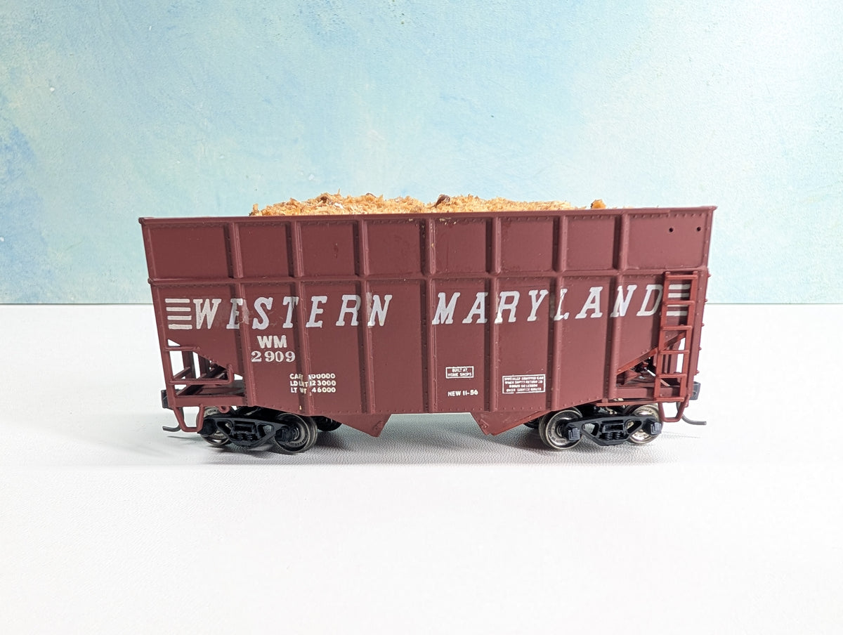 USED Stewart Hobbies HO Scale 2 Bay Extended Height Hopper w/ Load Western Maryland WM #2909 Metal Wheels