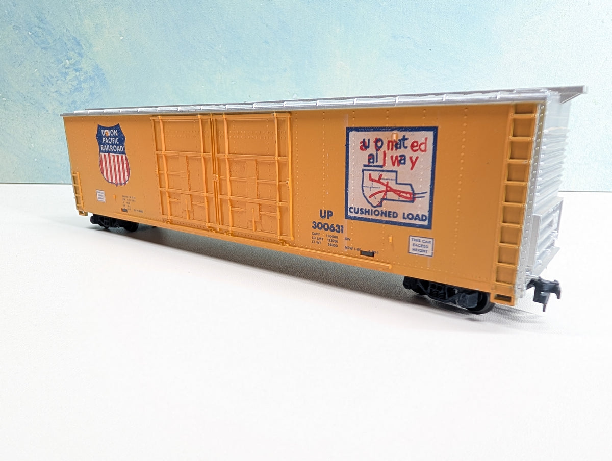 USED Tyco HO Scale 50' DD Box Car Union Pacific UP #300631