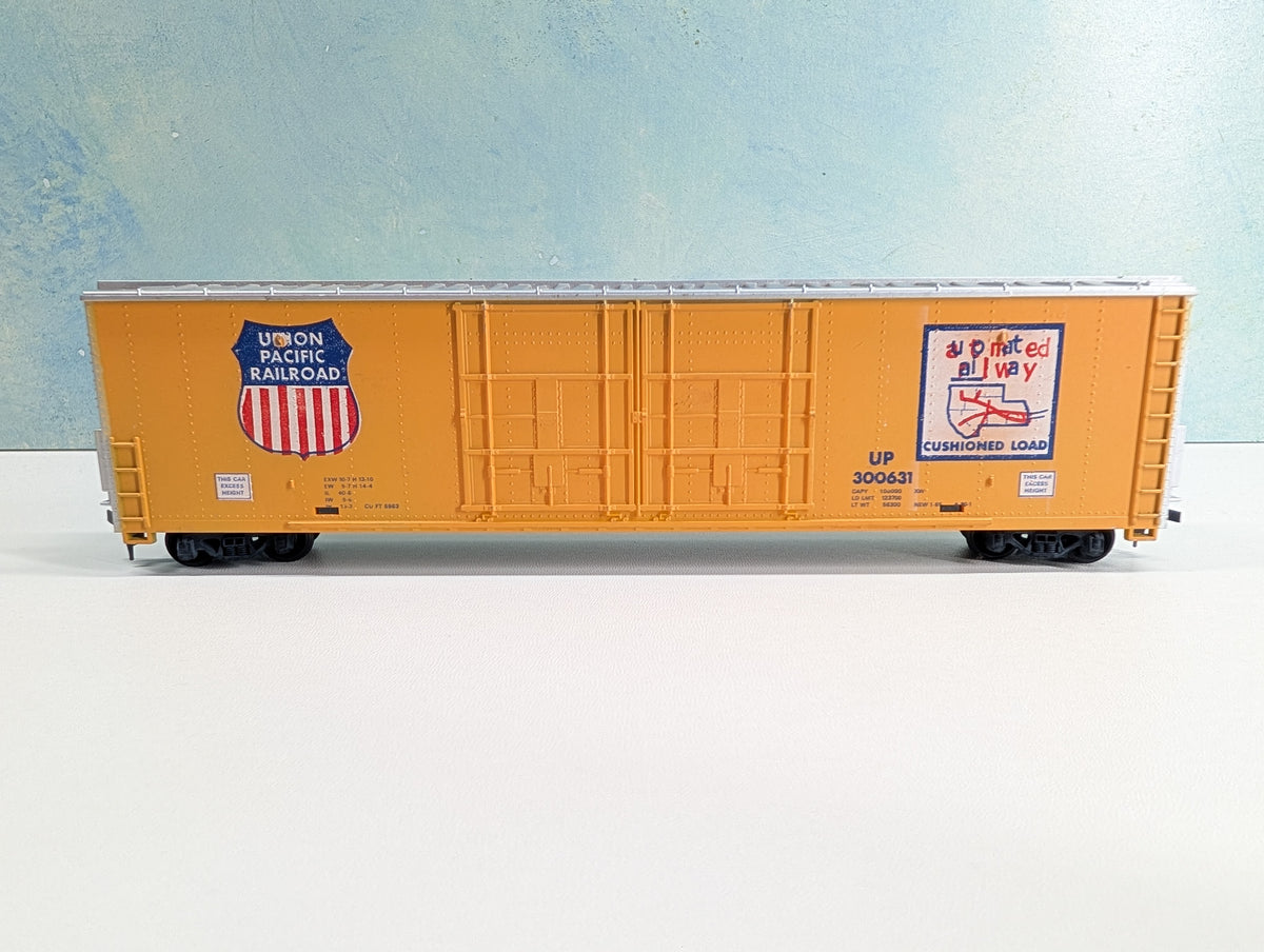 USED Tyco HO Scale 50' DD Box Car Union Pacific UP #300631