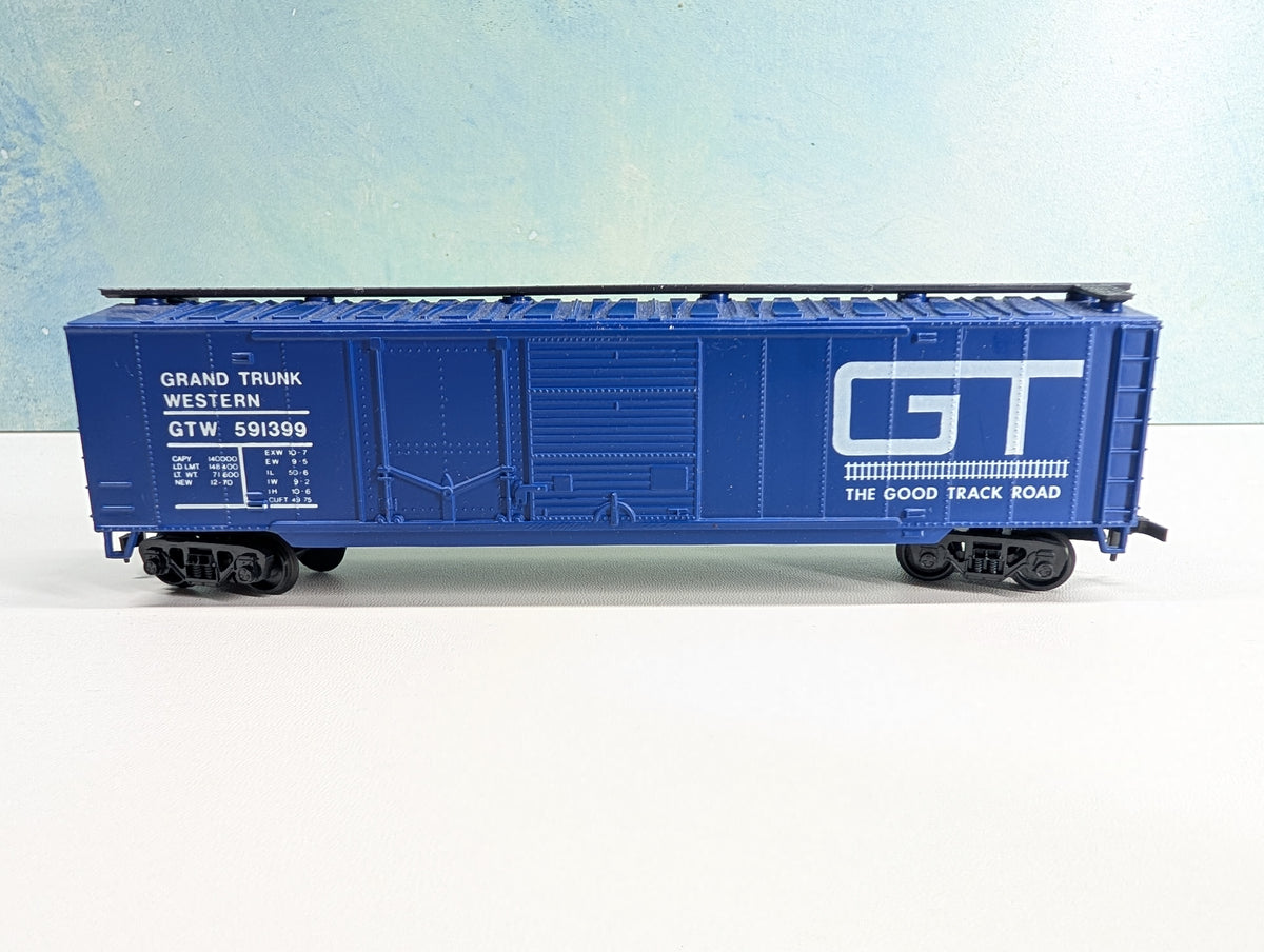 USED AHM HO Scale 50' Box Car Grand Trunk Western GTW #591399