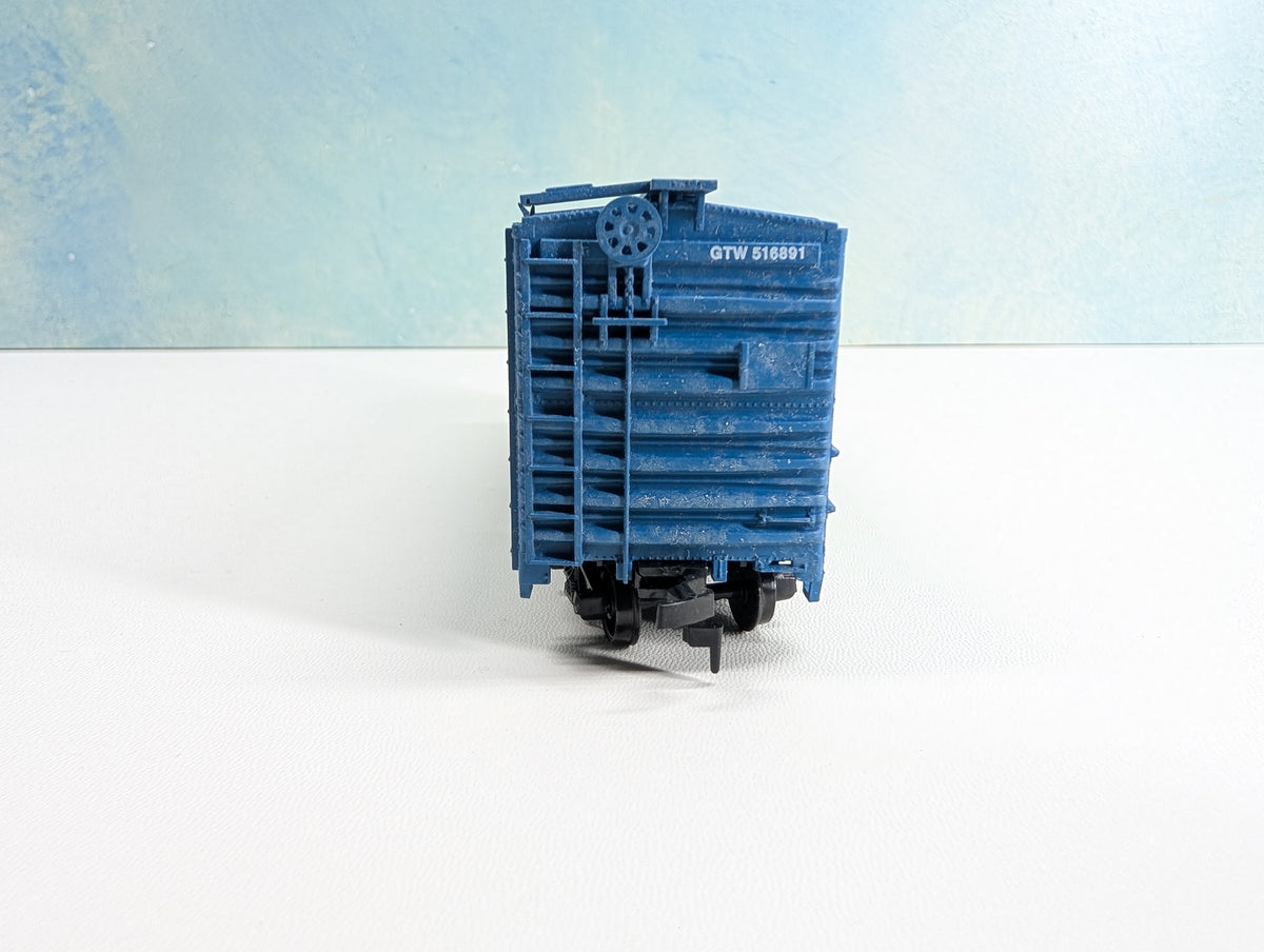 USED Accurail 3212 HO Scale 40' AAR Box Car Grand Trunk Western GTW #516891