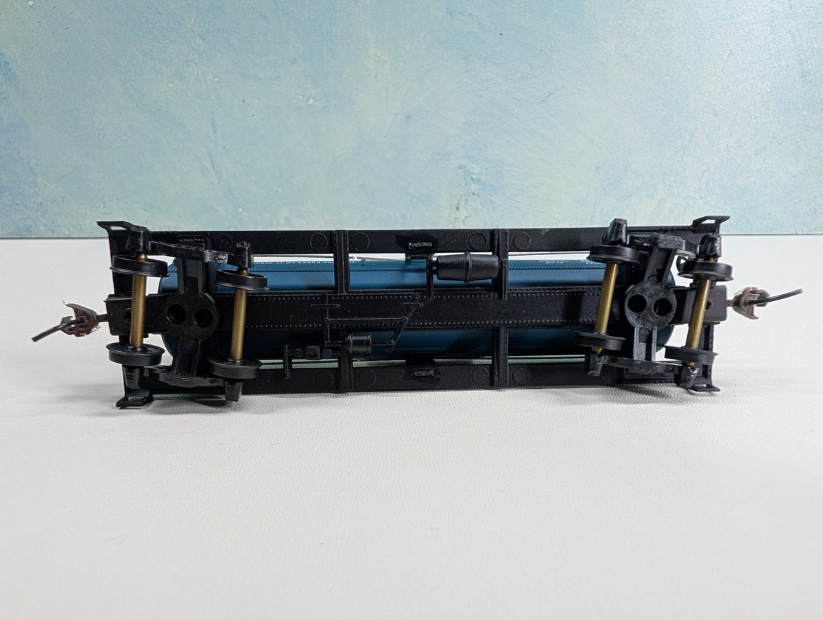 USED Mantua HO Scale Single Dome Tank Car Union Carbide CCBX #501